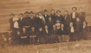 Group _6.jpg (82158 bytes)